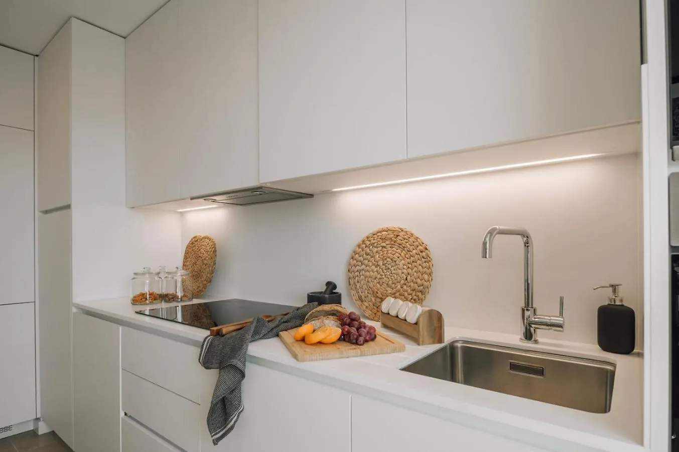 Montalto - 1 Bedroom And Parking In Alvalade Lisboa 0*,